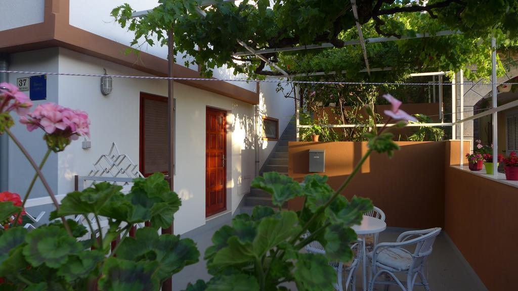Guest House Kuzmanic Hvar Island Exteriör bild
